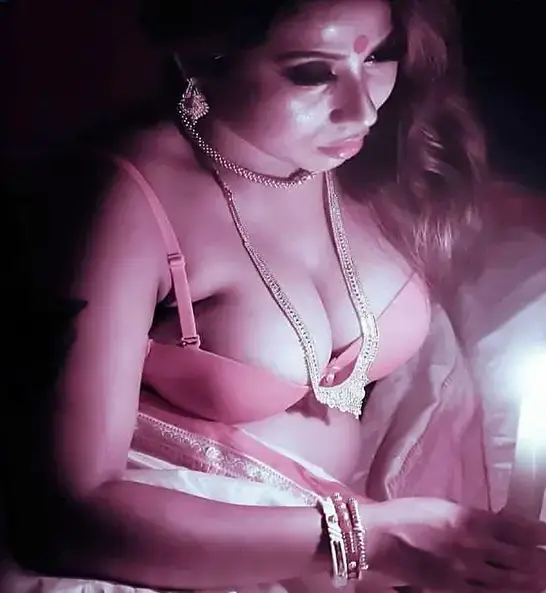 Hot Bhabhi in Sangowal looking for extra pleasure