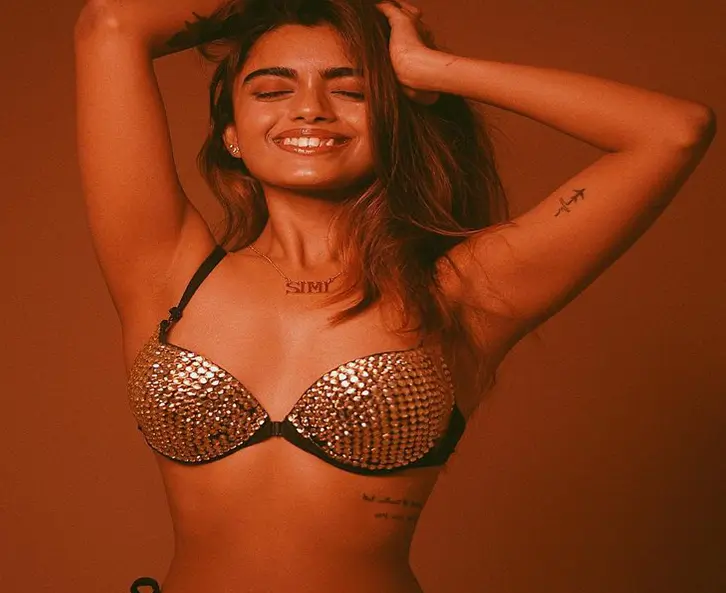 Connect with 100% Verified Geedam Girls on WhatsApp